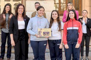 Gandia conmemora el Día Internacional de la Mujer con un acto institucional con una amplia participación educativa, social y comercial - (foto 11)