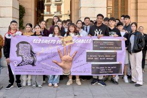 Gandia conmemora el Día Internacional de la Mujer con un acto institucional con una amplia participación educativa, social y comercial - (foto 15)