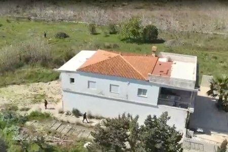 Desde fuera parecía un chalet más en Oliva, pero dentro ocultaba 410 plantas de marihuana
