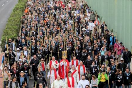 Una avalancha de 330.000 peregrinos cumple con la romería la Santa Faz que se convierte en Bien de Interés Cultural Una avalancha de 330.000 peregrinos cumple con la romería la Santa Faz que se convierte en Bien de Interés Cultural