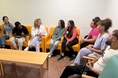 La UCI del Hospital de Orihuela reduce al 21% la incidencia de sobrecarga, ansiedad o depresión en los cuidadores de pacientes críticos