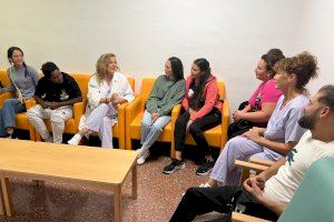 La UCI del Hospital de Orihuela reduce al 21% la incidencia de sobrecarga, ansiedad o depresión en los cuidadores de pacientes críticos