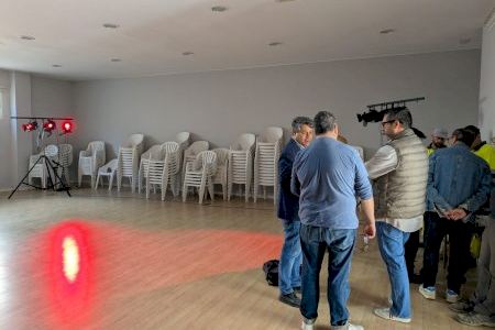 Olocau adquireix un nou equip d'il·luminació per a la realització d'espectacles