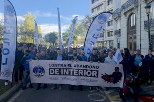 Policías valencianos se organizan para viajar a Madrid en la gran protesta del sábado: "Nos sentimos abandonados" Policías valencianos se organizan para viajar a Madrid en la gran protesta del sábado: "Nos sentimos abandonados"