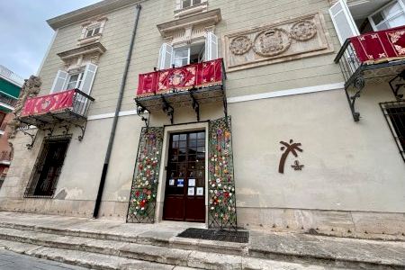 El Ayuntamiento de Orihuela adjudica el suministro de un equipo de audioguías para visitas turísticas