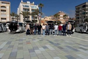 Torrevieja presenta seis nuevos eurotaxis para reforzar el servicio en la ciudad - (foto 10)