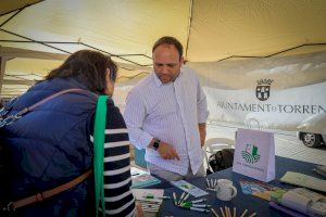 Torrent reúne a cerca de 40 centros en la quinta Fira de la Formació Professional para impulsar el talento y el empleo - (foto 10) Torrent reúne a cerca de 40 centros en la quinta Fira de la Formació Professional para impulsar el talento y el empleo - (foto 10)