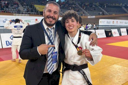Una judoka de Vila-real hace historia al proclamarse campeona de España cadete