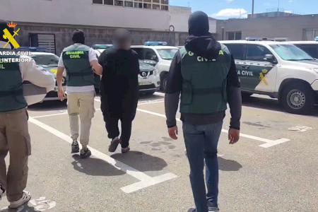 Intercambiaban objetos robados por droga: cae una red con 17 detenidos y armas en Torrevieja