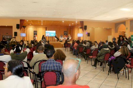 Las empresas buscan 82 trabajadores en el III Foro de Empleo de Nules