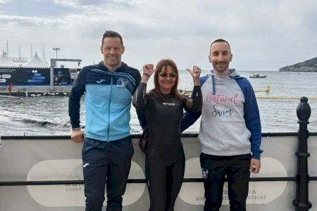Tres atletas de un municipio 'de secano' de la Comunitat Valenciana triunfan en el Campeonato de España de natación en pleno mar