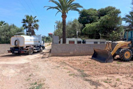 El Ayuntamiento de Vinaròs adecúa el camino Cala Puntal AB en la costa sur