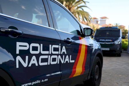 Incautan una pistola y una escopeta en una operación antidroga en Quart de Poblet