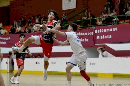 Balonmano Mislata cierra la temporada con protagonismo en todas las categorías