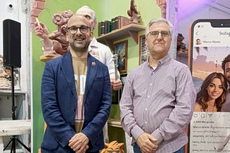 Foios dignifica la profesión de artista fallero para evitar el intrusismo laboral