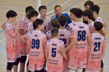 Valencia corona al campeón autonómico infantil de voleibol en Nou Moles este fin de semana