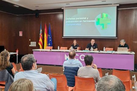 Los farmacéuticos valencianos se forman para reforzar su protección y actuar ante situaciones de riesgo