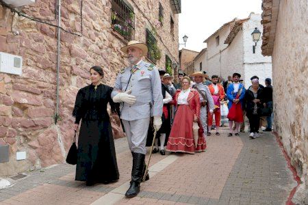 GALERÍA | Vilafamés viaja al 1900 y llena su casco antiguo de tradición, oficios y vida popular