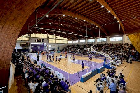 El UPB Gandia se despide del playoff de ascenso pese a ganar ante un pabellón lleno