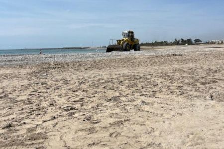 Burriana y Costas retirarán más de 5.000 toneladas de grava de la playa del Grao para la puesta a punto del litoral