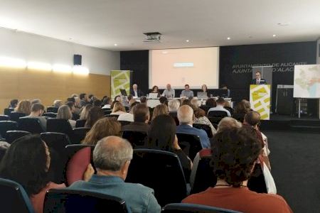 Responsables autonómicos, expertos y representantes del tejido económico y social de Alicante refrendan el PGE