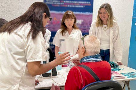 El Hospital Universitario Doctor Peset promueve con acciones informativas el diagnóstico precoz del asma con motivo del Día Mundial
