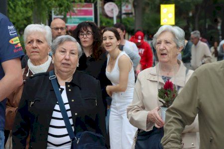 Flores, magia y tradiciones: así fue el Día de la Madre en Torrent