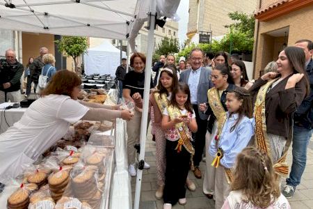 Alcossebre llena la calle Rench con la sexta edición de su Fira Gastronòmica