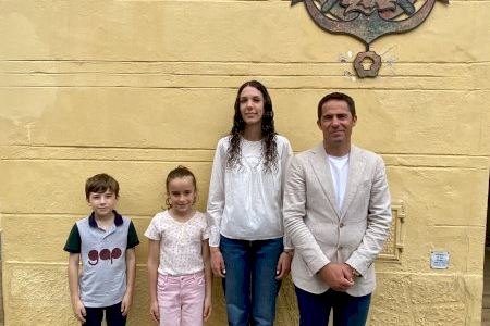 La Falla Barraca-Espadán nombra a sus representantes para 2027 en un acto marcado por la emoción