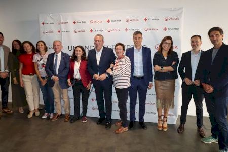 Pérez mantiene que el reto de Benidorm es seguir siendo un destino líder “que garantice cohesión social, oportunidades y calidad de vida”