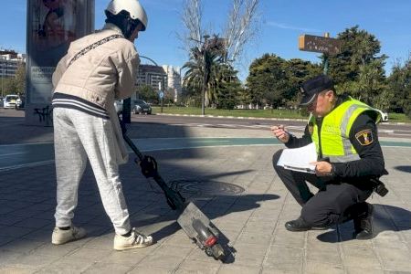 8 de cada 10 patinetes que circulan por Valencia acaban 'inmovilizados' por la policía