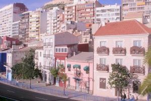 La Universidad de Alicante impulsa el Plan Estratégico Vecinal del Raval Roig con perspectiva de género