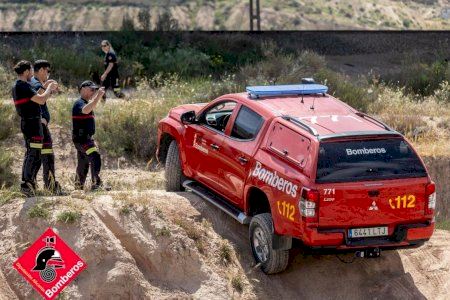 Más de 200 bomberos de la provincia de Alicante participan en un curso para mejorar su destreza al volante en situaciones de emergencia