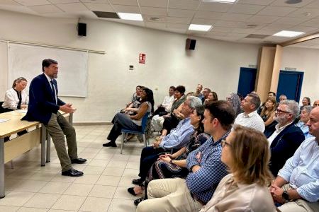 Barcala debate con 30 asociaciones del sector las necesidades del comercio local y la hostelería en el marco del Plan General