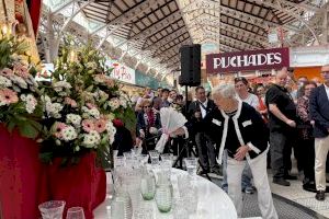 El Mercat Central de València celebra l’ofrena floral a la Mare de Déu dels Desemparats i exposa la imatge després de la seua restauració - (foto 2)