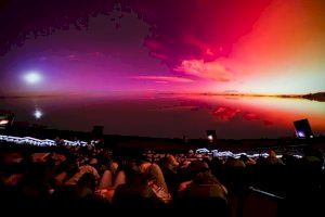 Miles de personas ya viven en Valencia el eclipse antes de mirar al cielo este verano