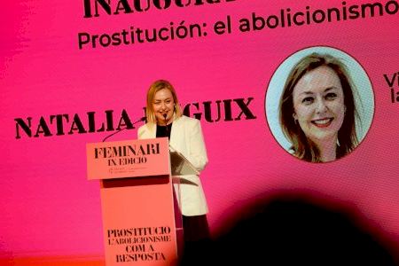 Enguix abre el IX Feminario reclamando la abolición de la prostitución por su extrema violencia contra la mujer