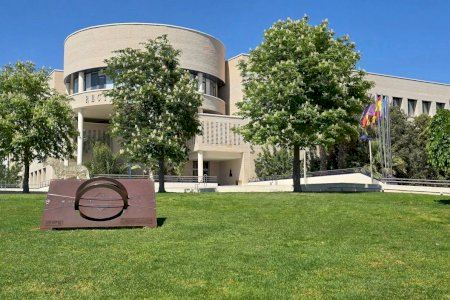 La UJI lamenta la muerte de Raquel Esteller Martín, trabajadora de la Oficina de Estudios