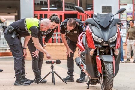La Policía Local de Elda pondrá en marcha en las próximas semanas una campaña de control de ruido que emiten motocicletas y ciclomotores