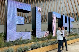 Elche avanza en innovación con nuevas pantallas inteligentes y letras digitales de la ciudad - (foto 4)