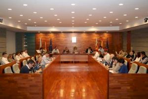 Vox: "PP, PSOE, Compromís-Podem-EU y el edil no adscrito rechazan priorizar a españoles en ayudas en Torrent"