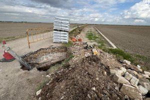 El Ayuntamiento invierte 41.000 euros en la reparación de caminos rurales afectados por la rotura de conducciones de agua - (foto 4)
