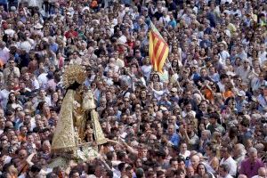 Actes i horaris de la Verge dels Desemparats a València: missa, trasllat, mascletà i processó aquest diumenge
