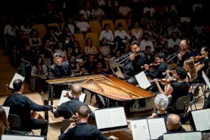 La Orquestra de la Comunitat Valenciana y Javier Perianes graban los conciertos para piano de Beethoven