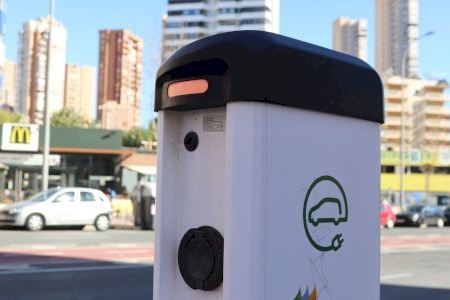 Benidorm adjudica a SICE la instalación de dos nuevos puntos de recarga en Levante Benidorm adjudica a SICE la instalación de dos nuevos puntos de recarga en Levante