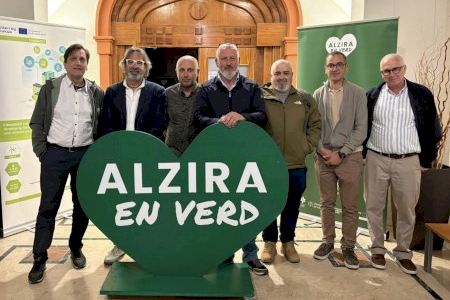 Técnicos del Ayuntamiento de Alcoy aportan su experiencia en prevención y gestión en el foro 'Alzira en Verd'
