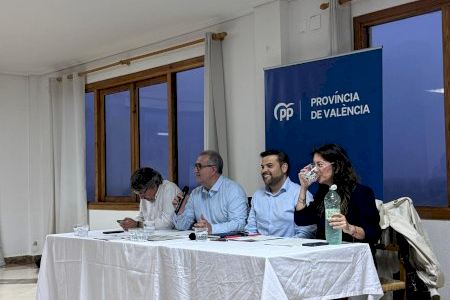 El PP de la Safor celebra un encuentro para coordinar su estrategia política y organizativa en la comarca