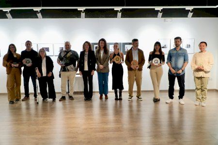 Andrea Balwin gana el Primer Premio y Sara Navarro el Qlick Joven Digital del certamen QLICK