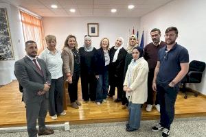 Serra acoge a una delegación de mujeres palestinas en un intercambio sobre participación política e igualdad