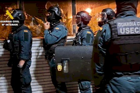 Espectacular operación antidroga en Oropesa del Mar: la Guardia Civil desarticula un punto de venta y detiene a tres personas